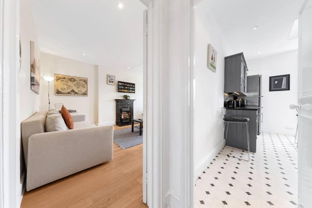 Spacious Sleep 11 With Terrace In Earls Court Ec99 Londres Extérieur photo
