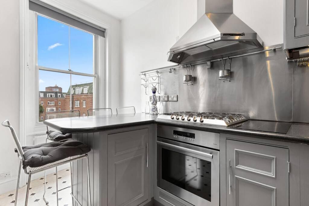 Spacious Sleep 11 With Terrace In Earls Court Ec99 Londres Extérieur photo